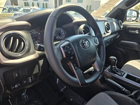 Used 2023 Toyota Tacoma TRD Off-Road AWD/4WD image 13