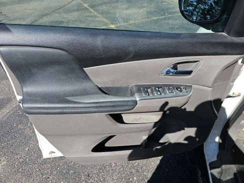 Used 2016 Honda Odyssey EX-L image 19