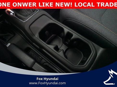 Used 2024 Jeep Wrangler Willys image 14