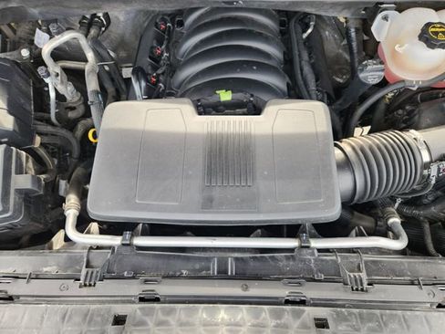 Used 2024 Chevrolet Silverado 1500 High Country w/ High Country Premium Package AWD/4WD image 32