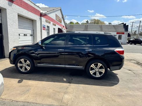 Used 2012 Toyota Highlander Limited w/ Tow Pkg image 11