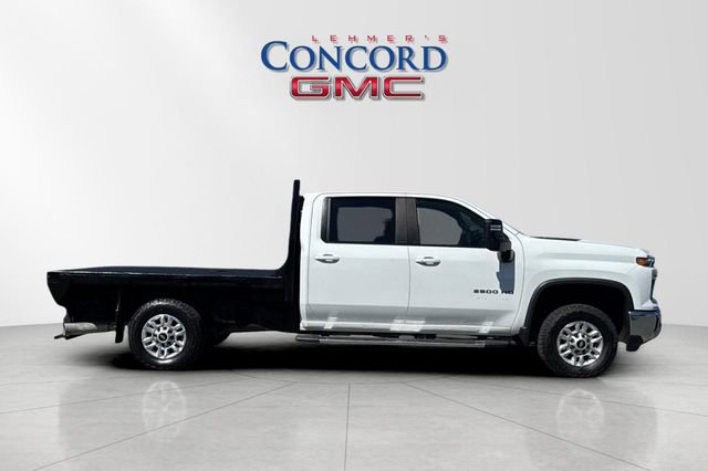 Used 2024 Chevrolet Silverado 2500 LT w/ Convenience Package AWD/4WD image 3