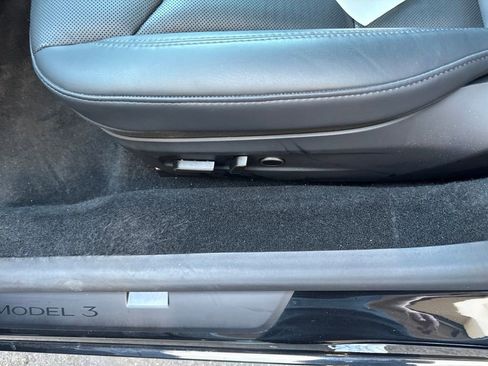Used 2025 Tesla Model 3 Long Range RWD image 5