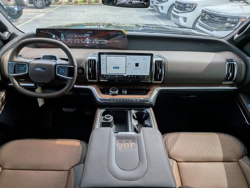 New 2026 Ford Expedition King Ranch AWD/4WD image 16