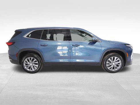 Certified 2026 Buick Enclave Preferred w/ Power Package FWD image 5