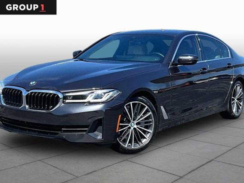 Used 2022 BMW 530i w/ Premium Package RWD image 1