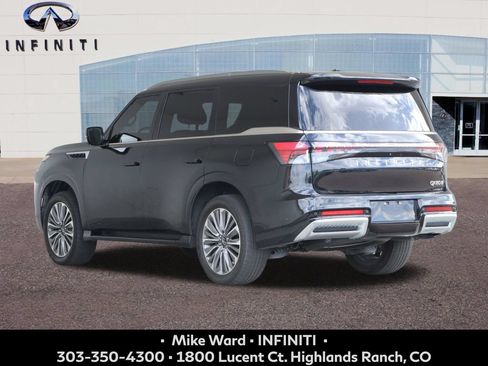 Used 2025 INFINITI QX80 Sensory AWD/4WD image 3