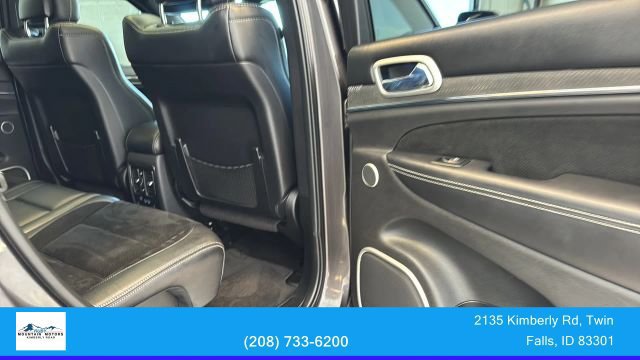 Used 2015 Jeep Grand Cherokee SRT w/ Luxury Group II AWD/4WD image 19
