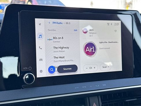 New 2026 Toyota Prius SE image 18