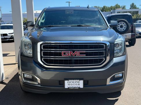 Used 2019 GMC Yukon XL SLT w/ Open Road Package AWD/4WD image 2