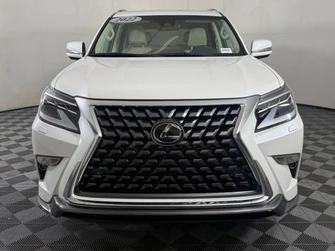 Used 2022 Lexus GX 460 Luxury w/ Sport Design Package AWD/4WD image 11