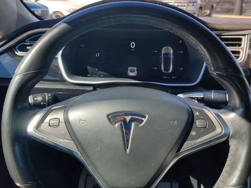 Used 2015 Tesla Model S 85D image 40