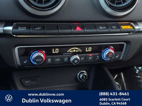 Used 2018 Audi A3 e-tron Premium FWD image 22