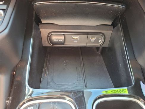 Used 2023 Kia Telluride SX image 30