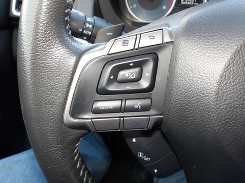 Used 2015 Subaru Crosstrek 2.0i Limited AWD/4WD image 16