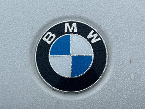 Used 2018 BMW 530e image 9