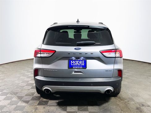 Used 2021 Ford Escape Titanium image 7