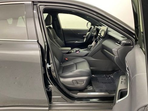 Used 2021 Toyota Venza Limited w/ Advanced Technology Package AWD/4WD image 35
