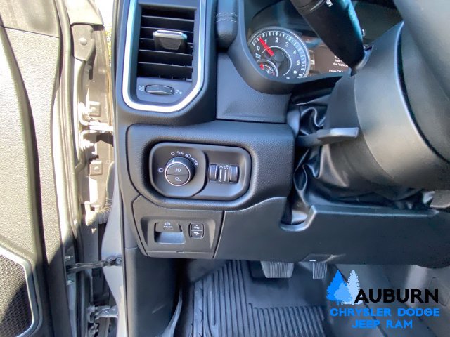 Used 2022 RAM 1500 Laramie AWD/4WD image 35