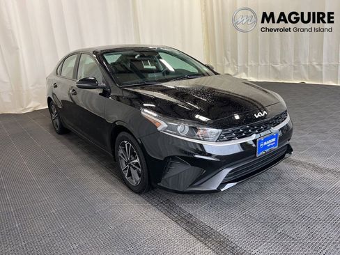 Used 2023 Kia Forte LXS w/ LXS Technology Package FWD image 27
