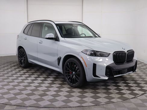 Used 2026 BMW X5 xDrive40i w/ M Sport Package image 4