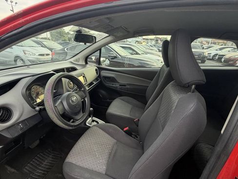 Used 2015 Toyota Yaris L FWD image 5