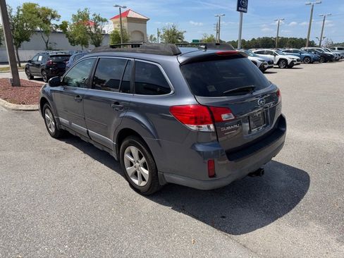 Used 2014 Subaru Outback 2.5i Premium AWD/4WD image 8