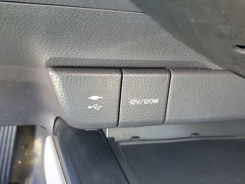 Used 2019 Toyota Camry SE image 28