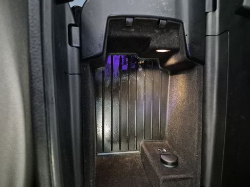 Used 2018 BMW 540i image 21