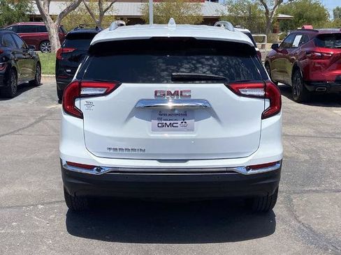 Used 2023 GMC Terrain SLT FWD image 5