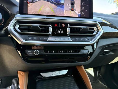 Used 2025 BMW X4 xDrive30i image 27