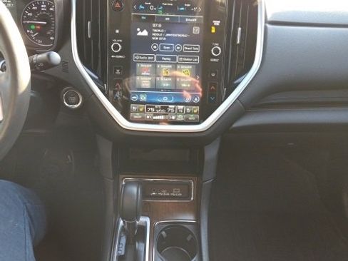 Used 2024 Subaru Ascent Touring image 13