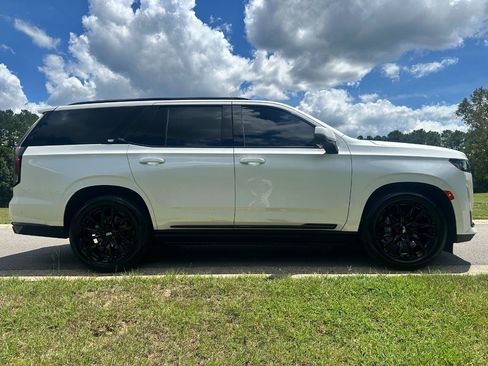 Used 2021 Cadillac Escalade Sport w/ Driver Assist Tech Package RWD image 4