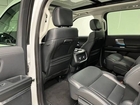 Used 2025 Ford Expedition Max Platinum AWD/4WD image 81