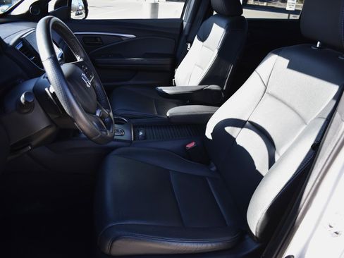 Used 2023 Honda Passport EX-L image 28