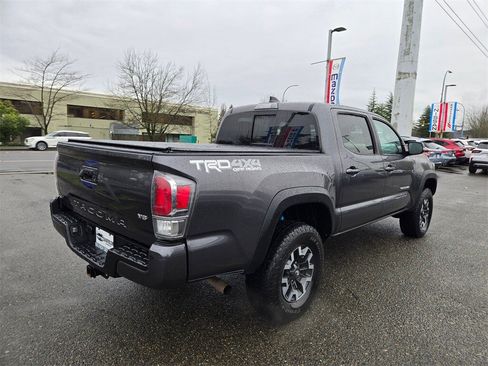 Used 2021 Toyota Tacoma TRD Off-Road w/ Technology Package image 5