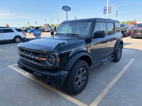 Used 2024 Ford Bronco Big Bend AWD/4WD image 2