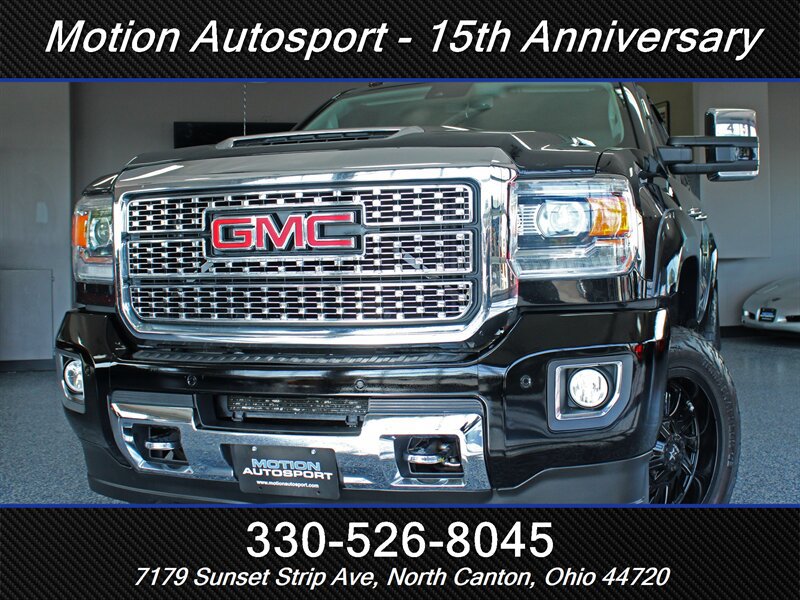 Used 2019 GMC Sierra 2500 Denali w/ Duramax Plus Package AWD/4WD image 44