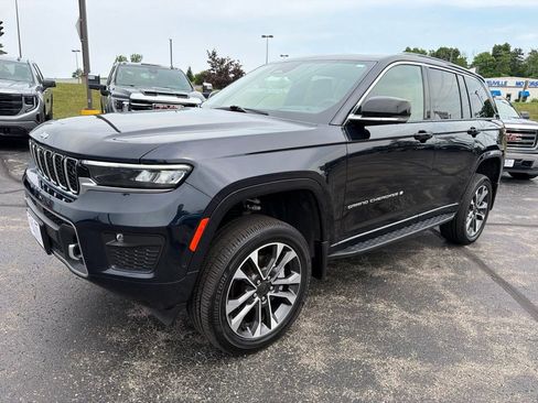 Used 2024 Jeep Grand Cherokee Overland w/ Adv Protech Group III AWD/4WD image 7