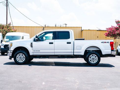 Used 2019 Ford F250 XLT AWD/4WD image 6