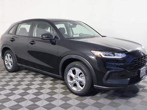 Used 2024 Honda HR-V LX image 3