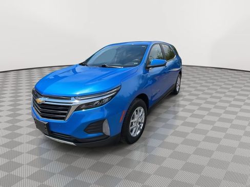 Used 2024 Chevrolet Equinox LT AWD/4WD image 3