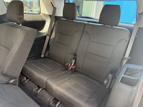 Certified 2019 GMC Acadia SLE image 24