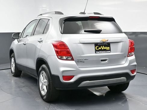 Used 2019 Chevrolet Trax LT w/ LT Convenience Package image 7