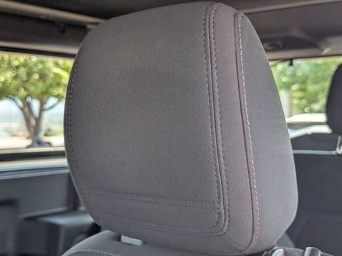 Used 2023 Ford Bronco 2-Door AWD/4WD image 13