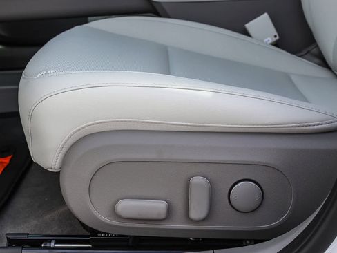 New 2025 Hyundai Ioniq 6 SEL image 26