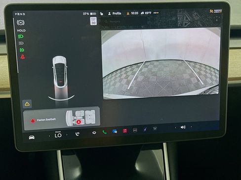 Used 2021 Tesla Model Y Long Range AWD/4WD image 22