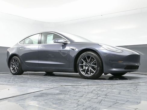 Used 2020 Tesla Model 3 Long Range image 51