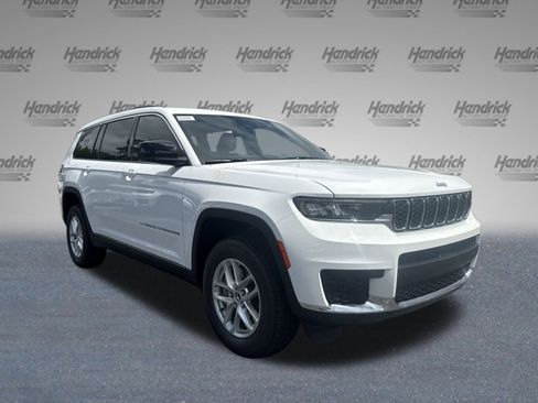 Used 2025 Jeep Grand Cherokee L Laredo w/ Luxury Tech Group I image 2