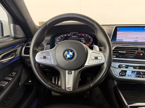 Used 2020 BMW M760i xDrive w/ Luxury Rear Seating Package image 16